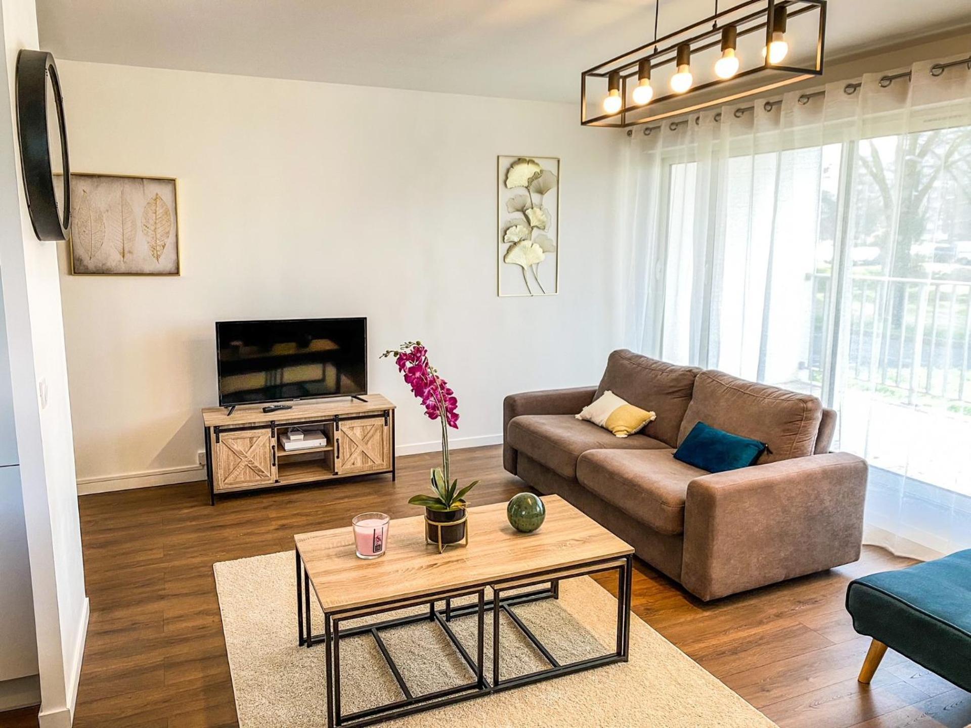 T3 Moderne Avec Balcon Terrasse Et Parking Gratuit Lägenhet Niort Exteriör bild